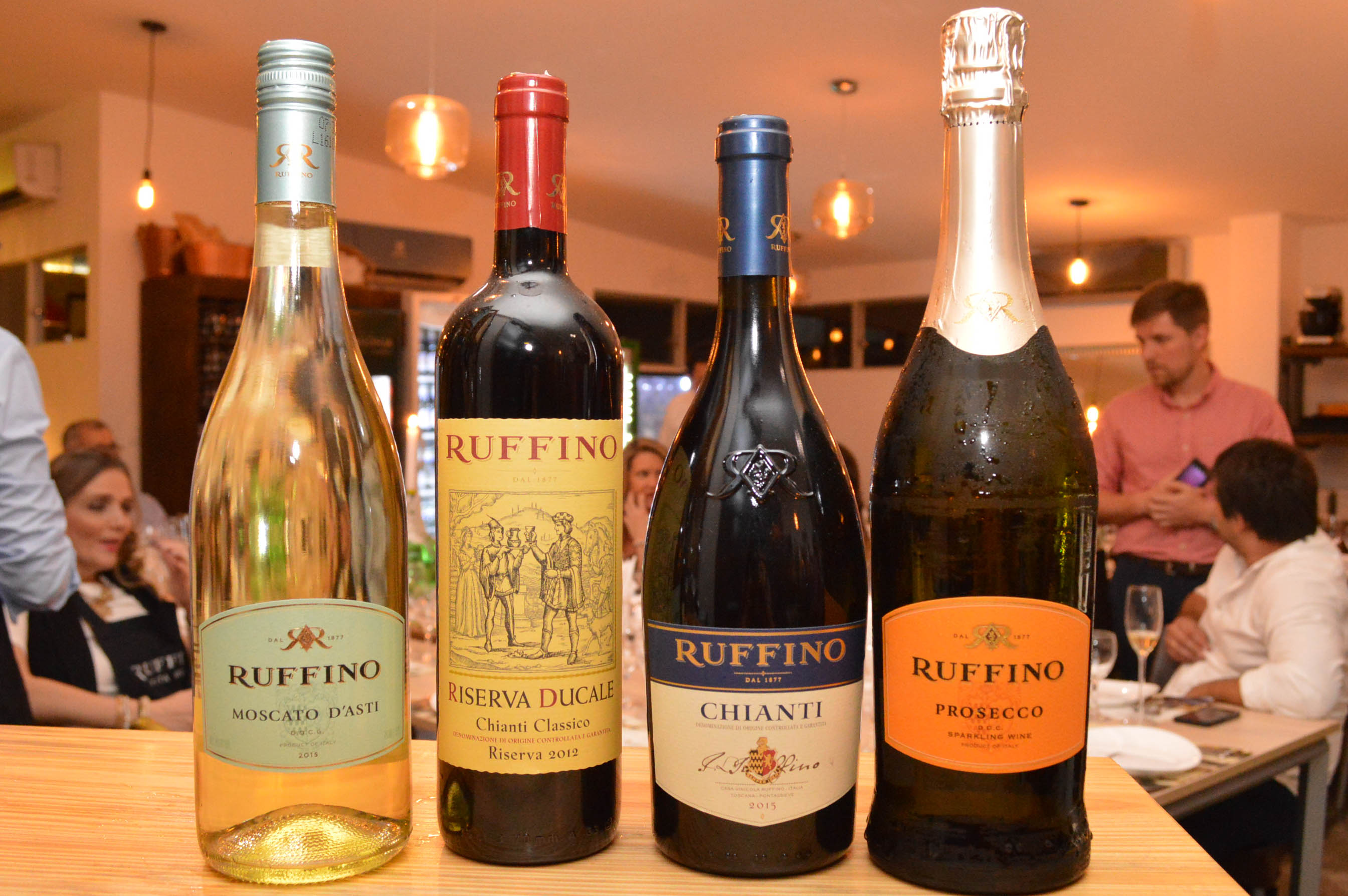 Las etiquetas de Ruffino degustadas en la ocasión. Una mejor que la otra, un vino italiano que "entró" bien en el mercado.