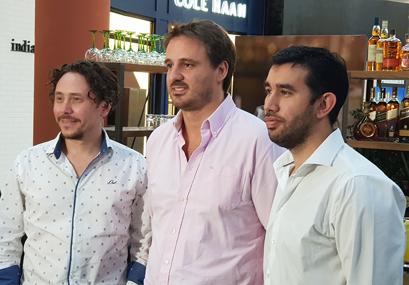 De izquierda a derecha Alvaro Pereira, Agustín Cebas y Carlos María Rodríguez, todos ellos de la empresa Diageo.