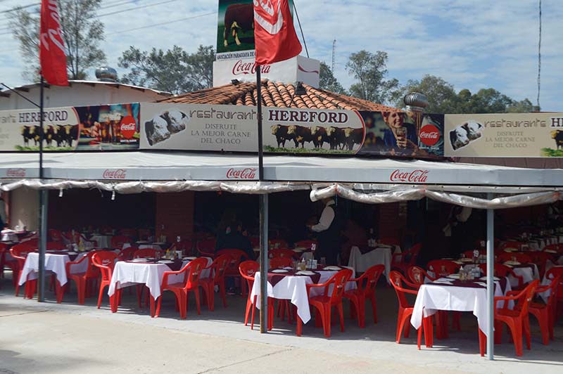 Restaurante Hereford ofrece cortes Premium de carnes del Chaco. No llevo a la expo la parrilla corrida que tiene en su casona de Asunción.