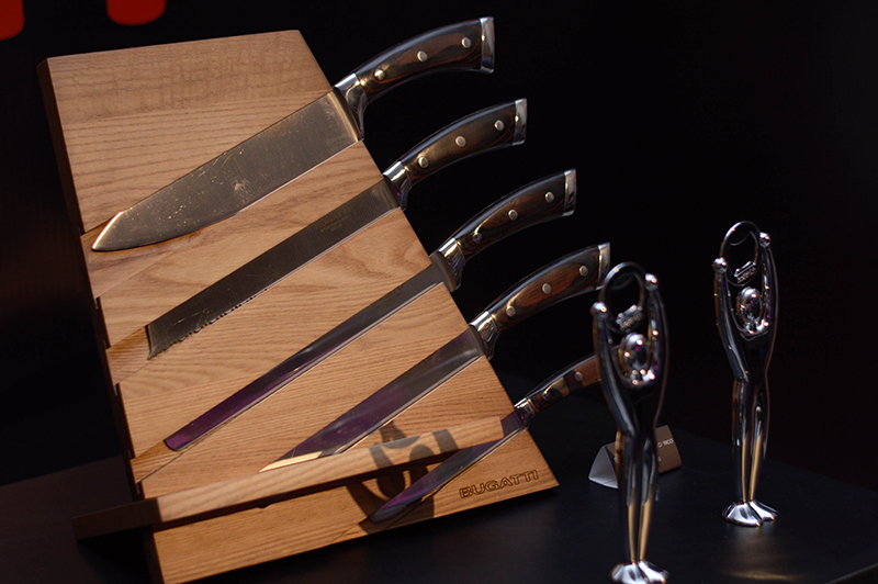 Los cuchillos Bugatti fabricados con una aleación de gran resistencia que les dan una alta perfomance.